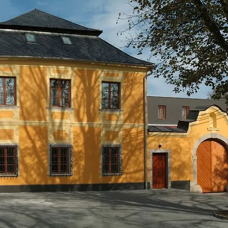 Otel Fara Rancirov Jihlava