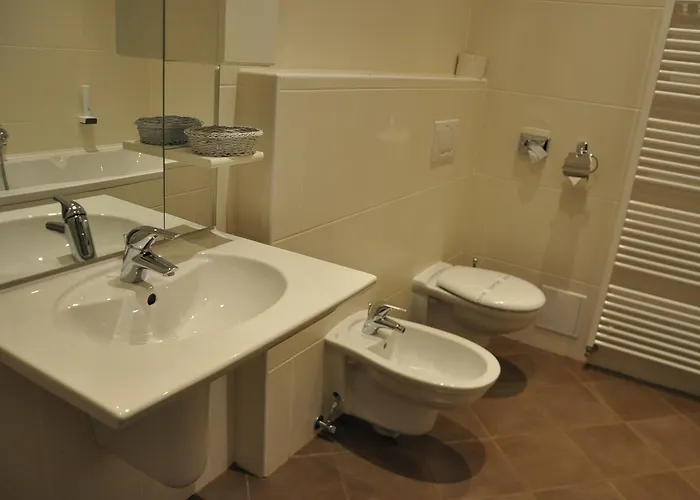 Hotell Fara Rancirov 3*