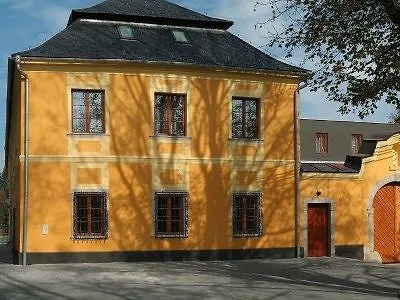 Fara Rancirov Hotell Jihlava
